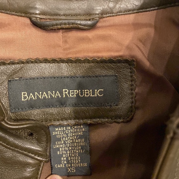 Banana republic women’s olive green, 100% genuine leather jacket, XS,fully lined - Picture 4 of 5